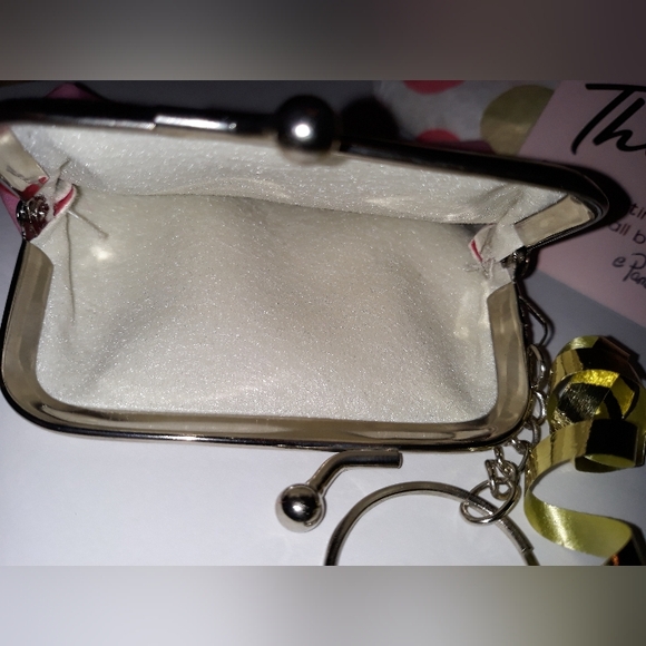 Labubu Mini Coin Purse with Keychain NEW NIP - Picture 4 of 5